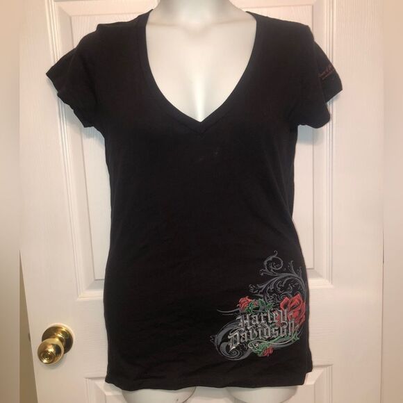 Harley-Davidson Tops - Harley-Davidson House of H-D Black Red Rose V-Neck Graphic Tee Size L